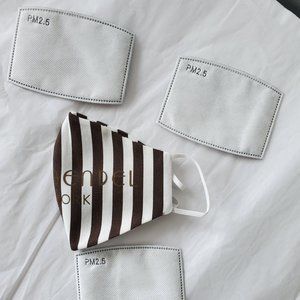 Henri Bendel Facemask